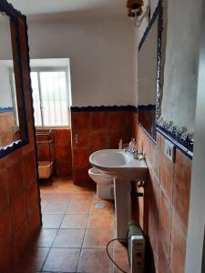 Kylpyhuone majoituspaikassa El Aleznal