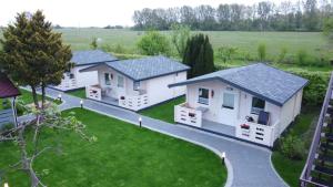 arial view of a row of houses at Domki Letniskowe REJS in Ustronie Morskie