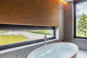 Koupelna v ubytování ESSENCE - Charming Suites
