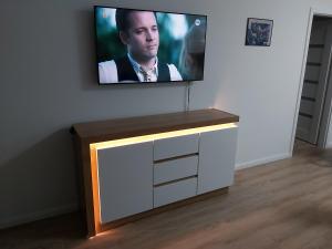 Televízia a/alebo spoločenská miestnosť v ubytovaní Spectrum SUPER VIP free parking + 8 fotografií