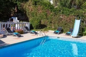 Der Swimmingpool an oder in der Nähe von Villa Cecylia