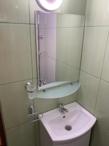 A bathroom at Borimechkova Kashta