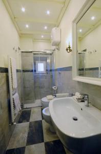 Koupelna v ubytování B&B Cimamori