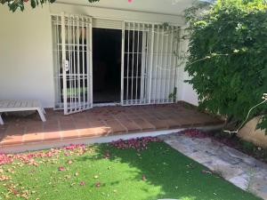 casa adosada en la Milla de Oro, Marbella – Bijgewerkte ...