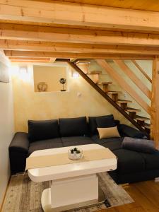 Ein Sitzbereich in der Unterkunft Appartement Luiggi