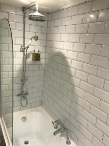 Koupelna v ubytování Willow Cottage