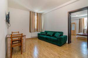 Istumisnurk majutusasutuses Hotel Continental
