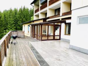 Balkón nebo terasa v ubytování sleep24 - Monteur Zimmer In Eschelberg