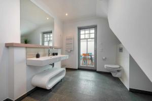 Ein Badezimmer in der Unterkunft Villa Theres Dolphin