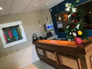 Fotografie z fotogalerie ubytování Hôtel Neptune v destinaci Balaruc-les-Bains + 37 fotografií