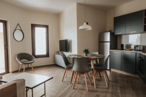 Kuchyň nebo kuchyňský kout v ubytování Sivota luxury collection