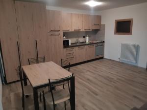 Kuchyňa alebo kuchynka v ubytovaní Casa Cheney