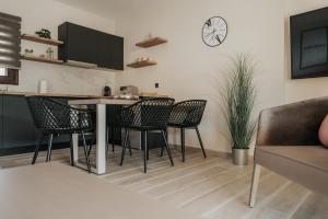 TV a/nebo společenská místnost v ubytování Sivota luxury collection