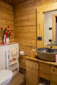 Bathroom sa B&B LE TERZE