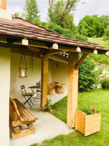 Jardin de l'établissement Gîte et chambres d'hôtes "La Tourtette" 12 pers