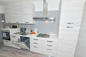 Küche/Küchenzeile in der Unterkunft Appartamento Lido Mare