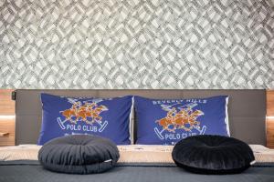Фотография из галереи Blue Boutique Magic View of the Sea Apartments в Мамае