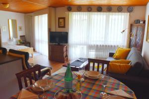 TV a/nebo společenská místnost v ubytování Appartment Andrea