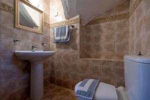 Koupelna v ubytování Myrto Villas + 57 fotografií