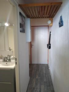 Koupelna v ubytování Studio cabine 605 avec vue sur la Cerdagne