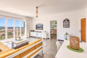 Afbeelding uit fotogalerij van Hermanas Femenias in Calvia Town