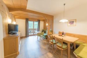Sjónvarps- og/eða afþreyingartæki á Pension Apartments Pardell