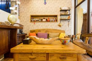 A seating area at Hometown B&B
