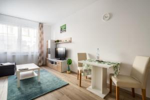 TV a/nebo společenská místnost v ubytování BpR Brody Street Home