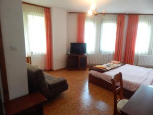 Galeriebild der Unterkunft Хотел Гнездото на орлите in Trigrad