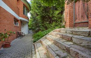 Budova, kde se apartmán nachází + 6 fotografií