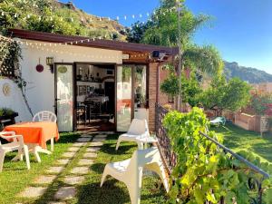 Gallery image of B&B Villa Vittoria in Giardini Naxos