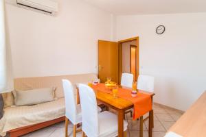 Posedenie v ubytovaní Apartment AnaKatarina