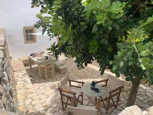 Posezení v ubytování Keramoto Cottage + 25 fotografií