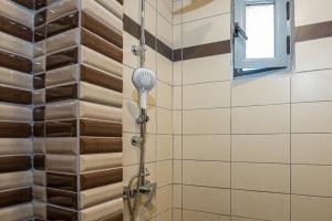 Koupelna v ubytování Metsovo Big Apts + 28 fotografií