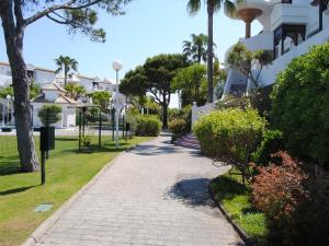 Gallery image of Novo Sancti Petri Atardecer planta primera in Chiclana de la Frontera