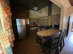 Küche/Küchenzeile in der Unterkunft Hotel Cabañas Santa Cruz