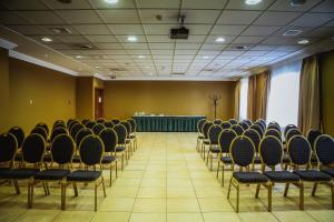Konferenční prostory v ubytování Hotel Diego de Almagro Punta Arenas + 37 fotografií