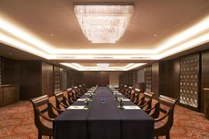 Holiday Inn Singapore Orchard City Centre by IHG商务区和/或会议室