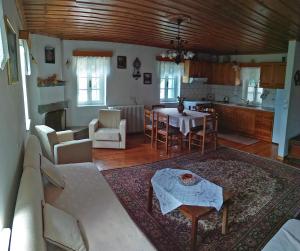 Posezení v ubytování Guesthouse Iro