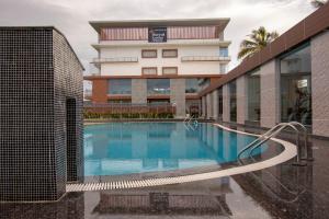 Bazén v ubytování Royal Lotus View Resotel nebo v jeho okolí
