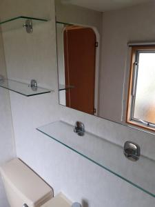 Koupelna v ubytování Mobilheim Josefína - Výrovická přehrada