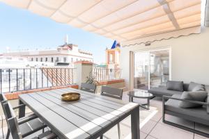 A balcony or terrace at Be Mate Málaga Centro