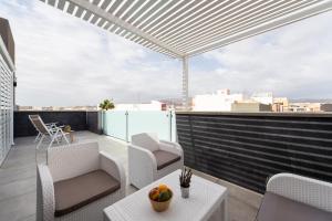 Balkón alebo terasa v ubytovaní Durmiendo sobre el mar, Vivienda Los Riscos