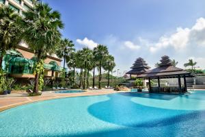 Πισίνα στο ή κοντά στο Sedona Hotel Yangon