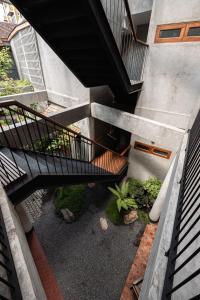 Ein Balkon oder eine Terrasse in der Unterkunft Hidden Garden Hostel