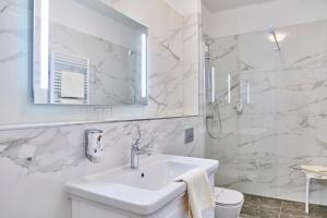 Koupelna v ubytování Spa Hotel Centrum