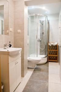 Łazienka w obiekcie Willa u Bohuna Jacuzzi & Sauna