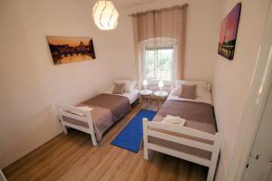 Zdjęcie z galerii obiektu Holiday home with two sleeping rooms, pets Willkommen w Puli