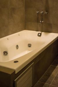 Imagen de la galería de Santinos Suites, en Luján