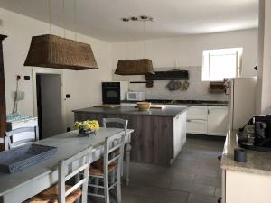 Kuchyň nebo kuchyňský kout v ubytování Casa Capanni alla Fila